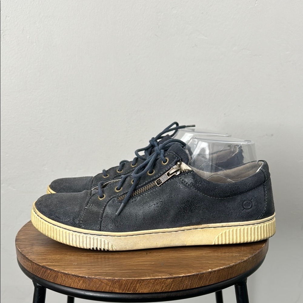 Born Tamara Blue Gray Casual Suede Sneakers Women’s Size 11